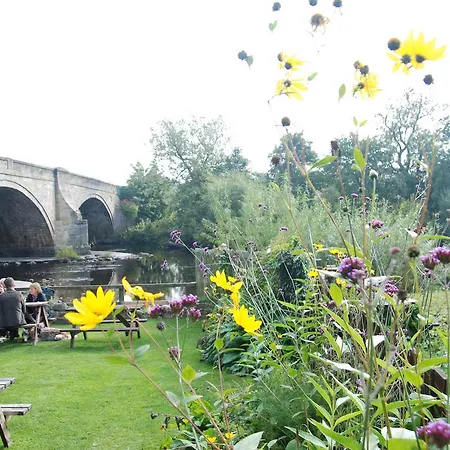 Locanda The Bull West Tanfield 4*