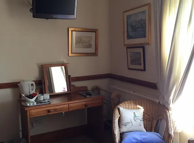 여관 The Bull West Tanfield 4*