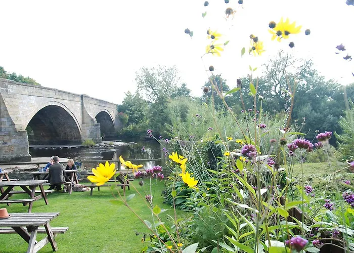 Mini-hôtel The Bull West Tanfield 4*