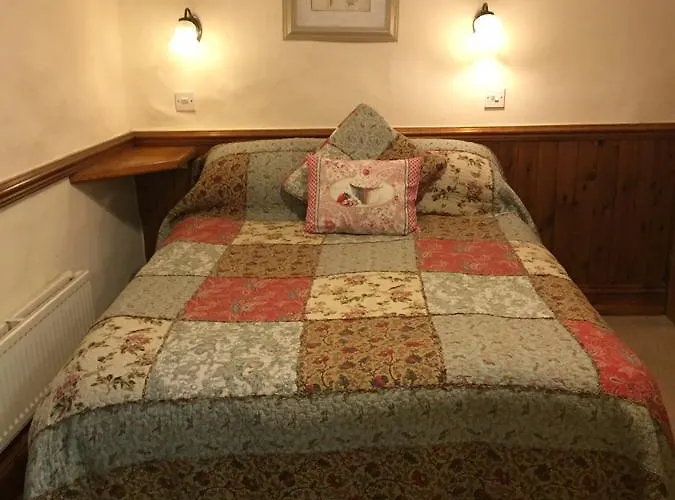 The Bull West Tanfield Inn 4*