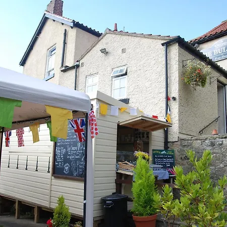 بيت ريفي The Bull West Tanfield