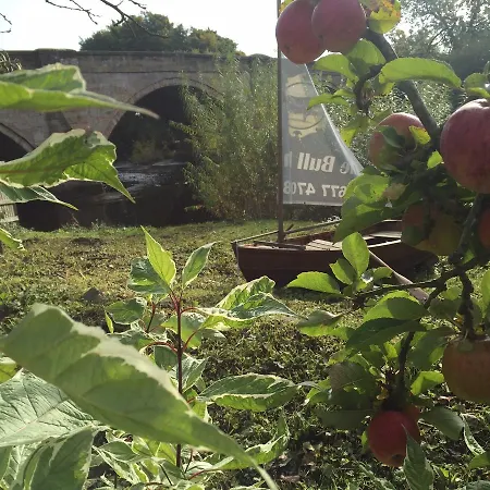 The Bull West Tanfield